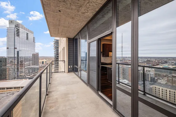 $5,450 | 465 Nicollet Mall, Unit 2307, Minneapolis, MN 55401