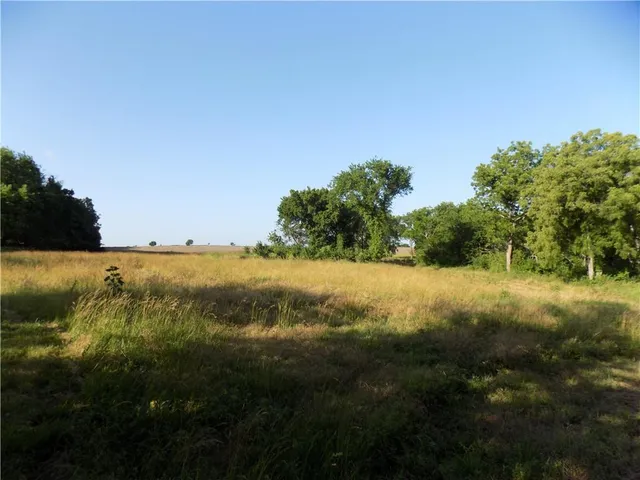 $495,000 | Rock Creek Road, Williamsburg, KS 66095