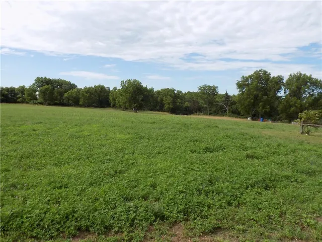 $495,000 | Rock Creek Road, Williamsburg, KS 66095