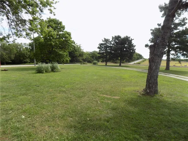 $495,000 | Rock Creek Road, Williamsburg, KS 66095