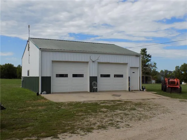 $495,000 | Rock Creek Road, Williamsburg, KS 66095