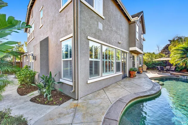 $975,000 | 507 Topeka Lane, Vacaville, CA 95687