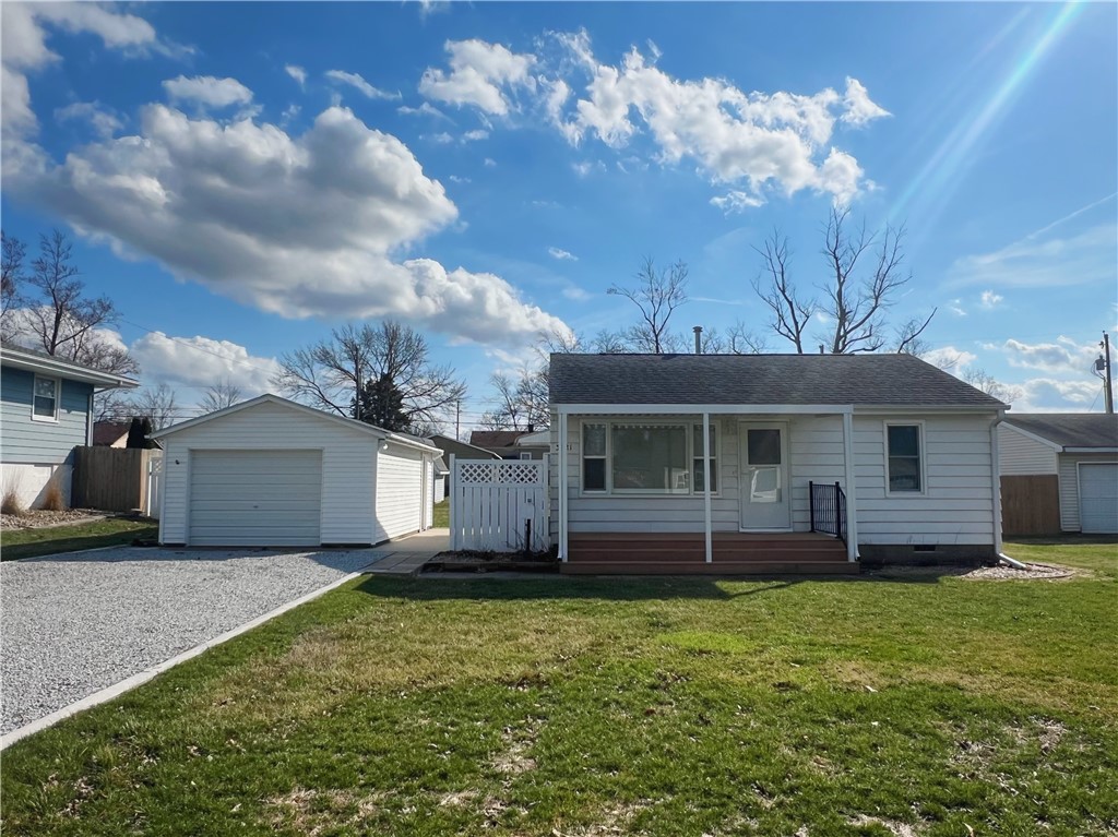 3421 East Leafdale Avenue Decatur, IL 62521 - Photo 1 of 23 Front of home in better weather (:
