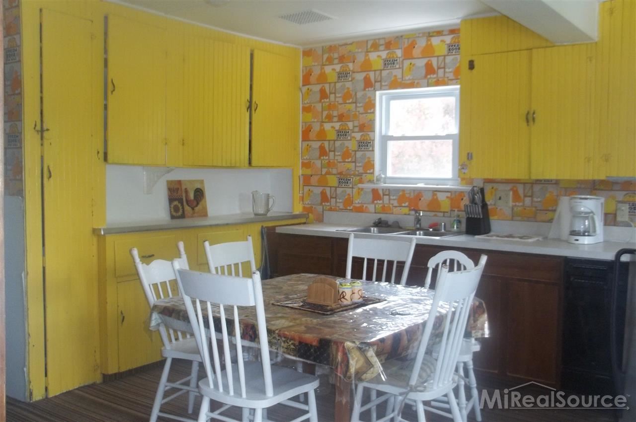 4855 Lakeshore Road Lexington, MI 48450 - Photo 15 of 29 31200545-14.JPG