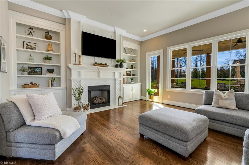 6866 Wittington Court Oak Ridge, NC 27310 - Photo 8 of 46 Great room