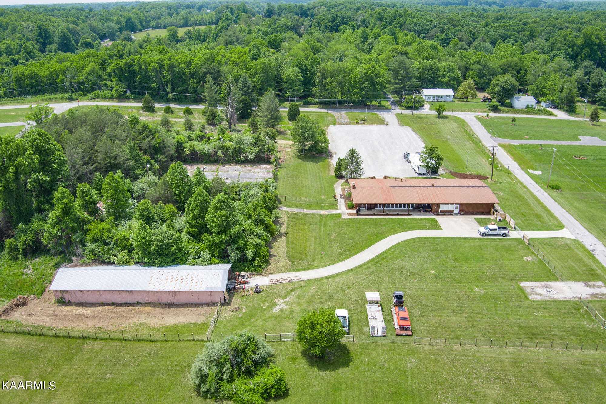 2281 Country Club Road Jamestown, TN 38556 - Photo 51 of 55 Gallery Image 51