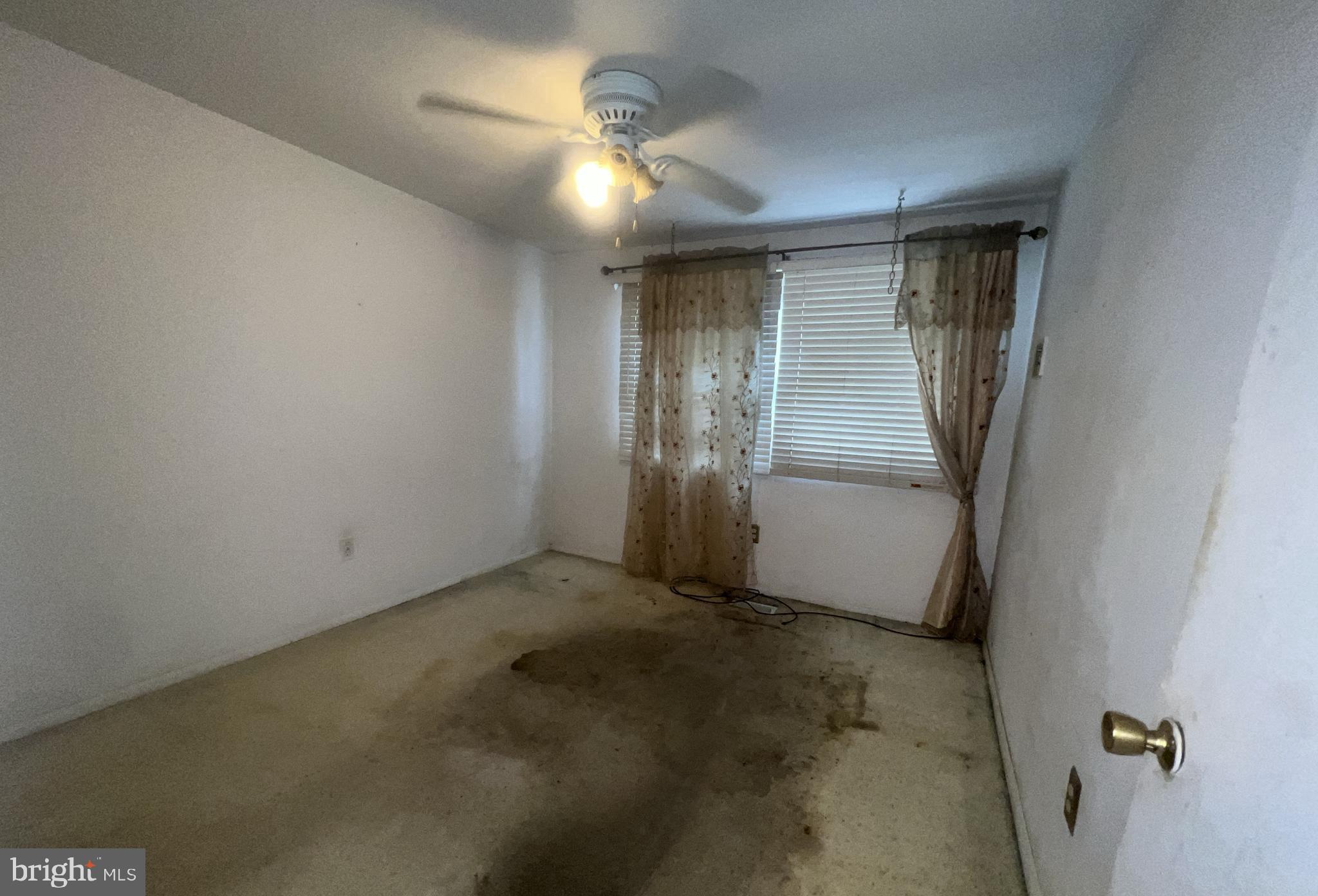 1723 Gabriel Court Crofton, MD 21114 - Photo 22 of 46 an empty room with windows