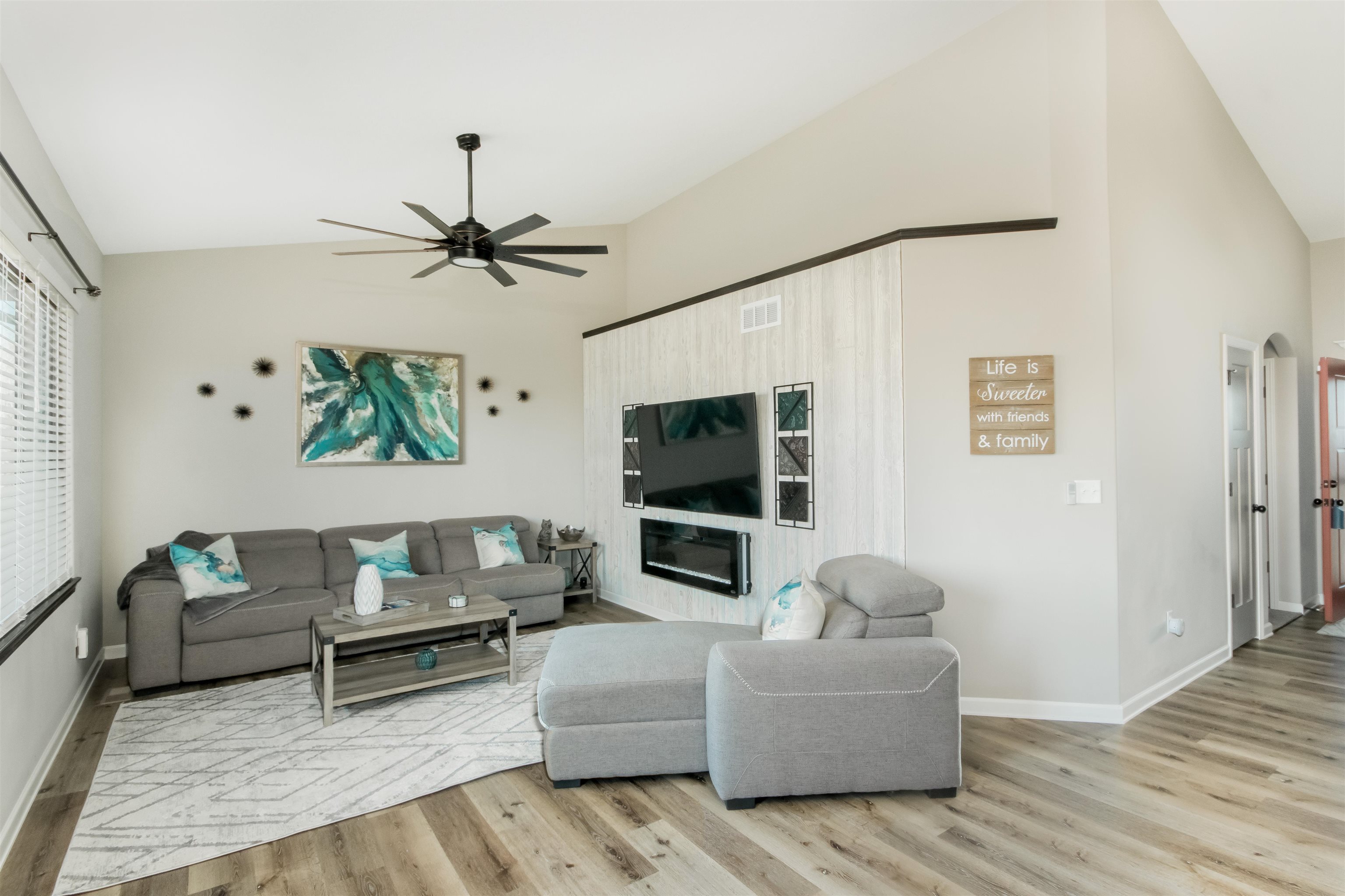 2501 New Spring Circle Derby, KS 67037 - Photo 4 of 33