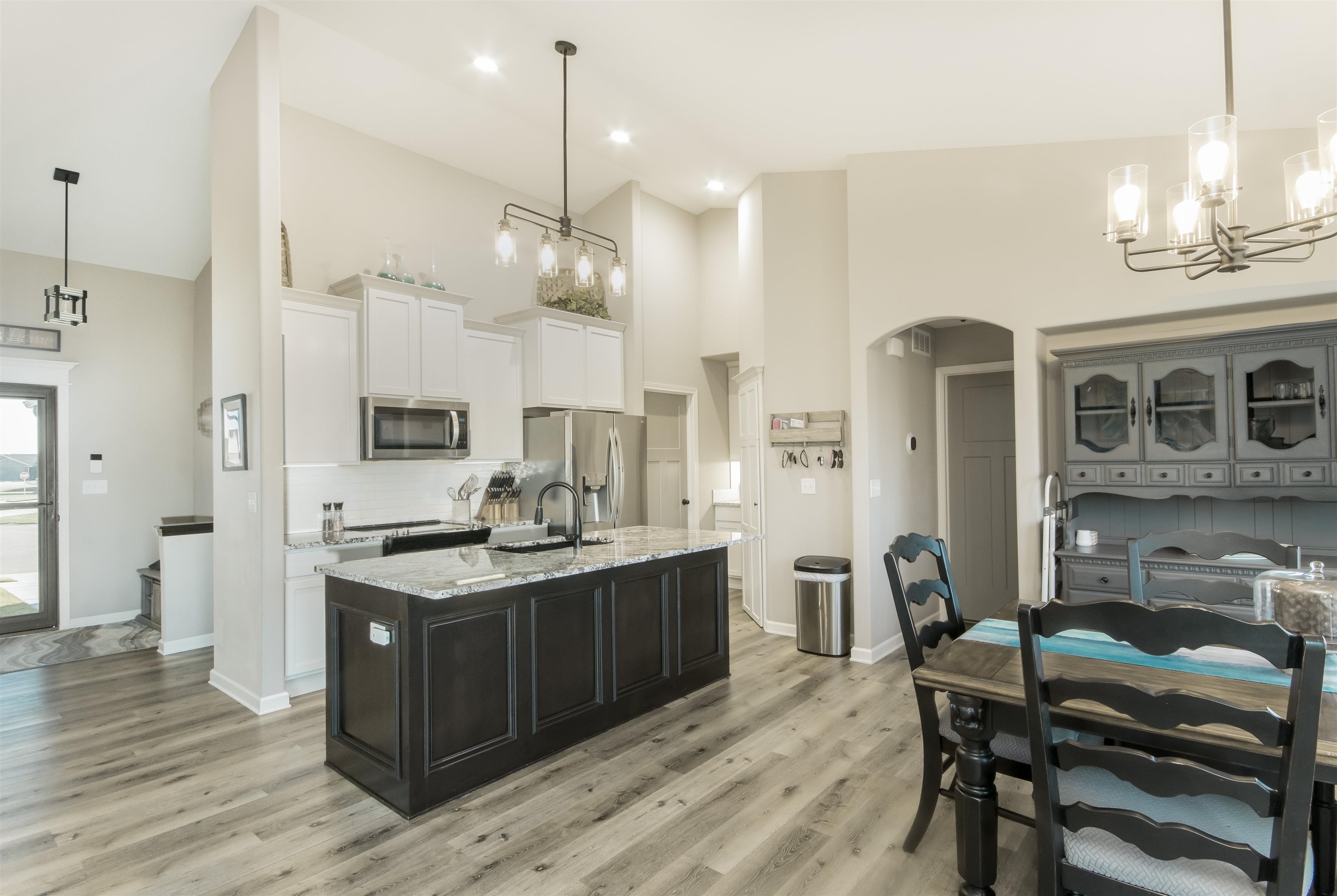 2501 New Spring Circle Derby, KS 67037 - Photo 7 of 33