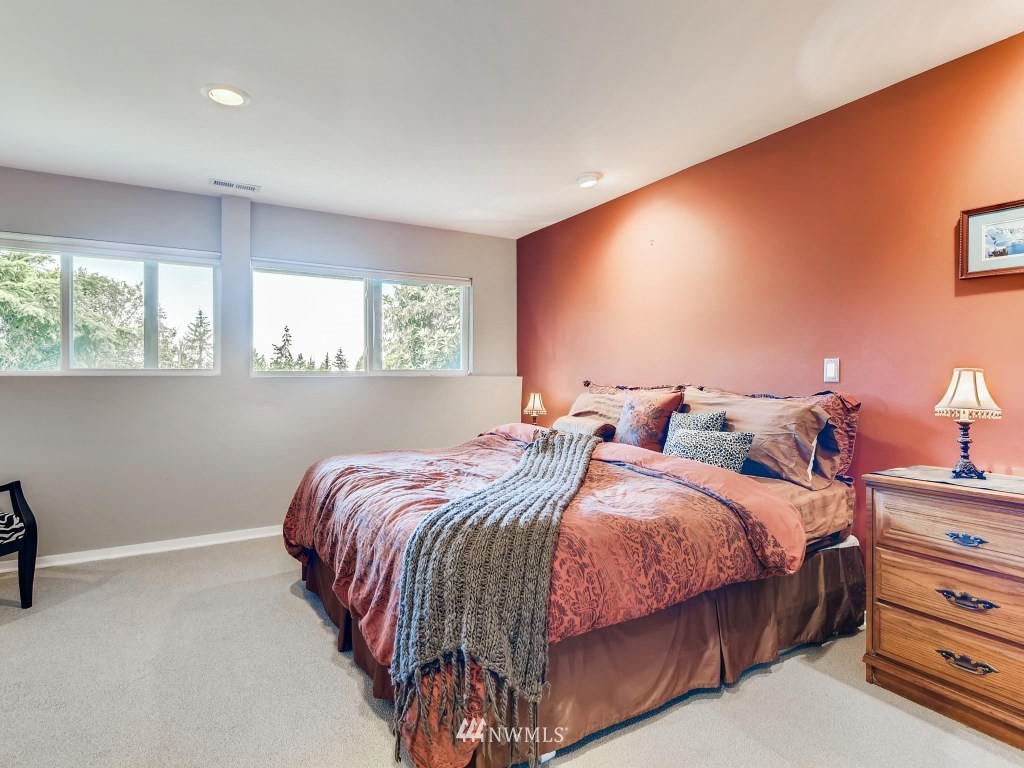 7515 Braemar Drive Edmonds, WA 98026 - Photo 20 of 40