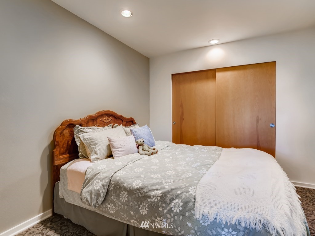 7515 Braemar Drive Edmonds, WA 98026 - Photo 23 of 40