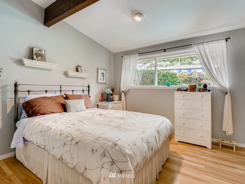 7515 Braemar Drive Edmonds, WA 98026 - Photo 27 of 40