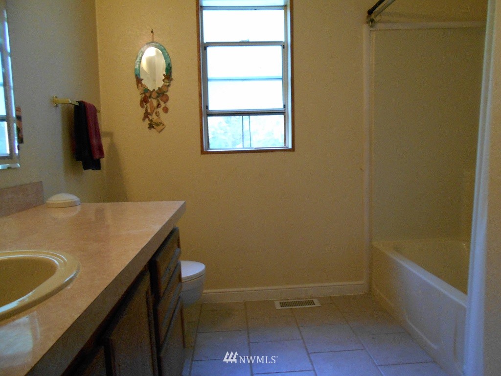16845 Williams Lane Southwest Rochester, WA 98579 - Photo 8 of 16
