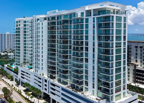 $1,498,000 | 301 Quay Commons, Unit 1007, Sarasota, FL 34236