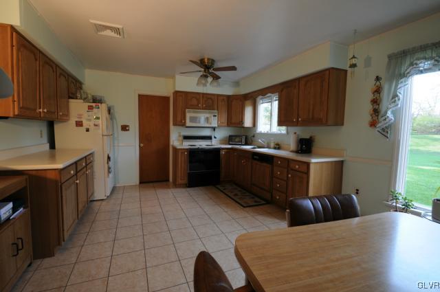 809 Blair Road Bethlehem, PA 18017 - Photo 8 of 14 Kitchen, taken from the West Side of the Room