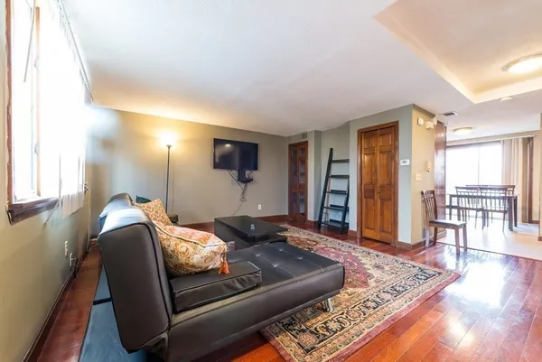 $3,850 | 474 East 7th Street, Unit 2, Boston, MA 02127