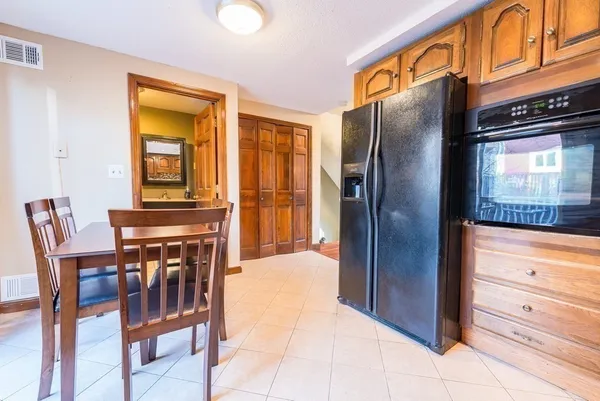 $3,850 | 474 East 7th Street, Unit 2, Boston, MA 02127