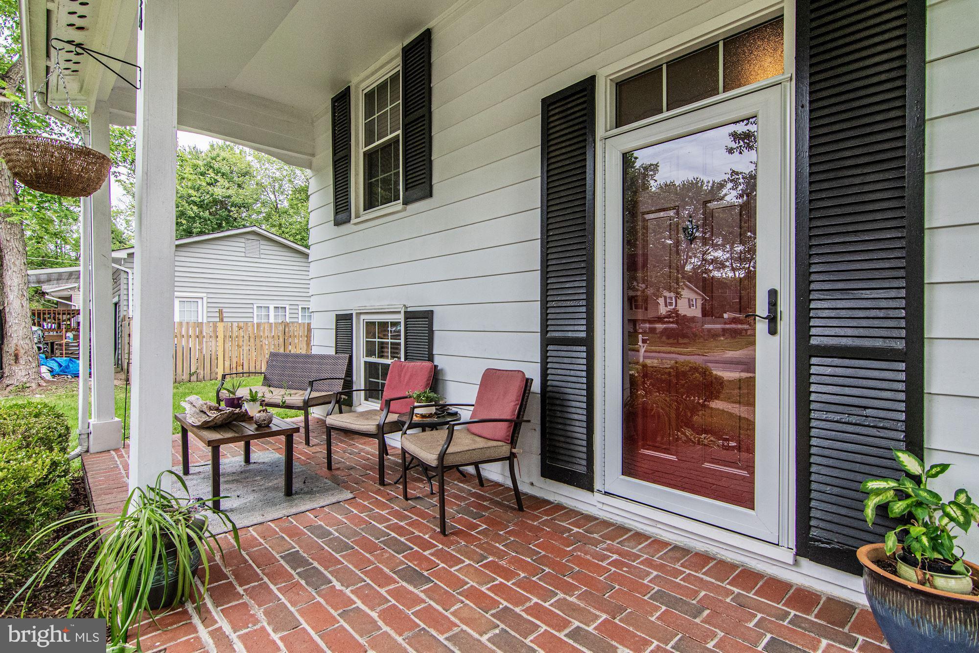 8014 Kidd Street Alexandria, VA 22309 - Photo 2 of 35