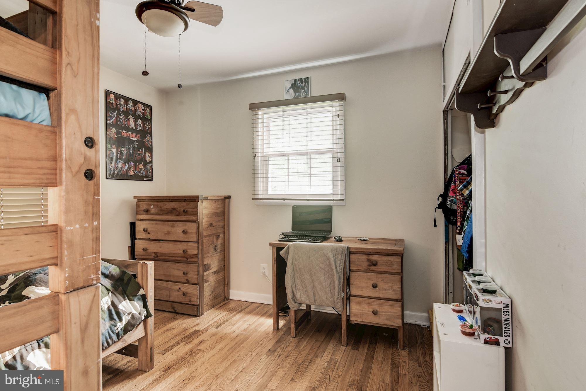 8014 Kidd Street Alexandria, VA 22309 - Photo 23 of 35 Bedroom 4 (upper level)