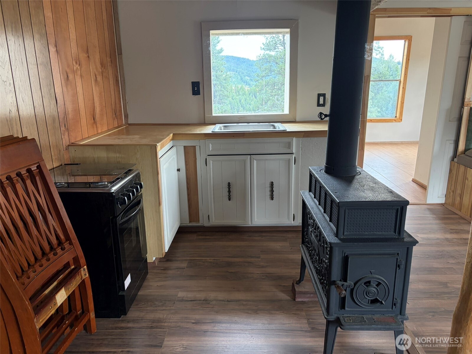 184 North Lambert Lane Republic, WA 99166 - Photo 12 of 33