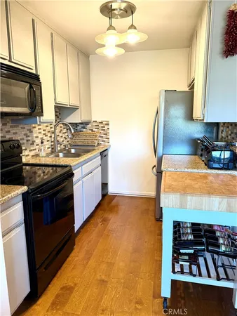 $3,000 | 5870 Benner Street, Unit 204, Los Angeles, CA 90042