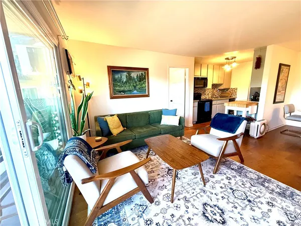 $3,000 | 5870 Benner Street, Unit 204, Los Angeles, CA 90042