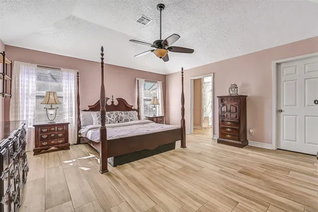 $439,000 | 4721 Willow Street, Pasadena, TX 77586