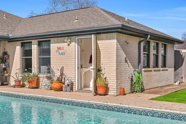 $439,000 | 4721 Willow Street, Pasadena, TX 77586