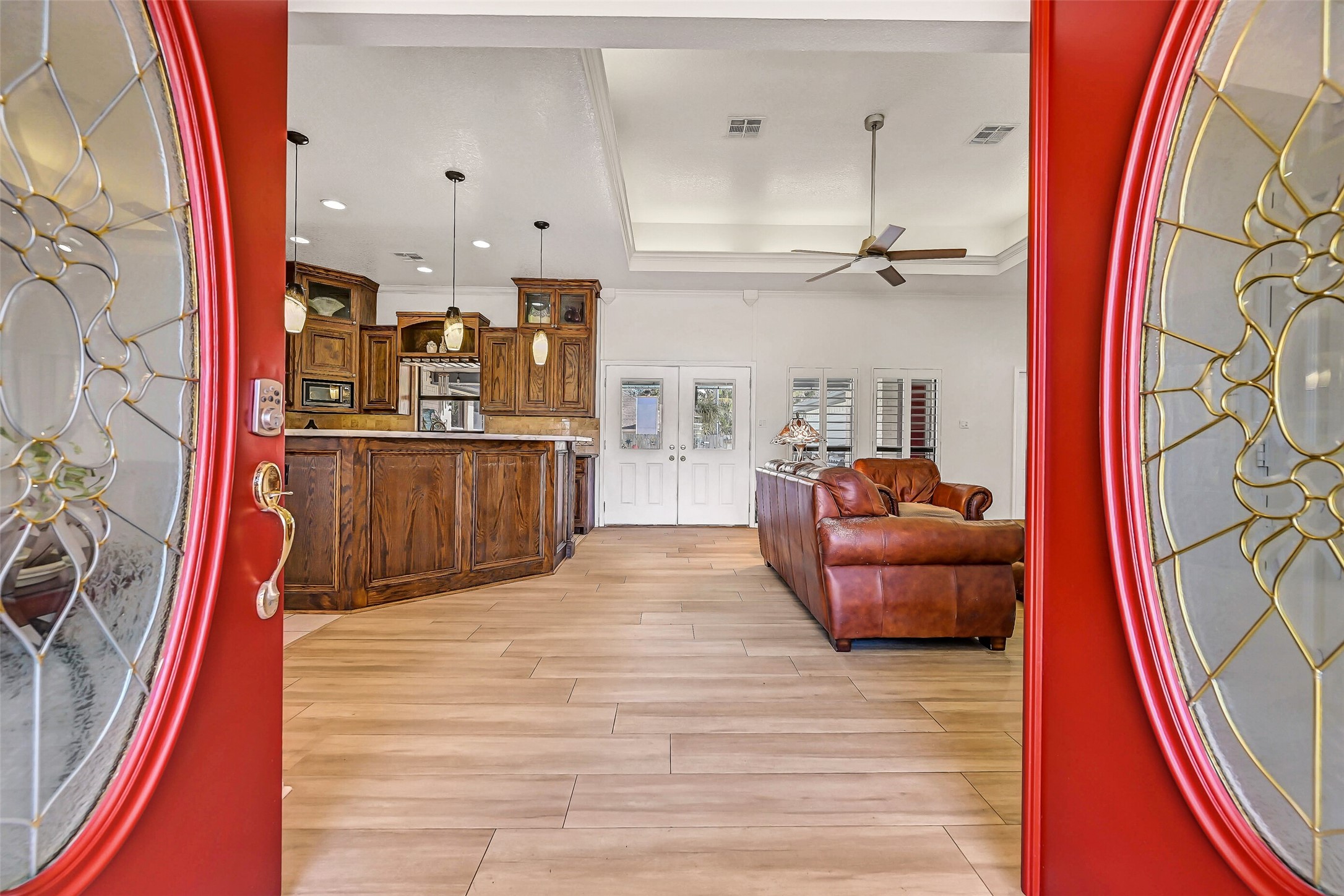 4721 Willow Street Pasadena, TX 77586 - Photo 4 of 31 a room with furniture and a fireplace