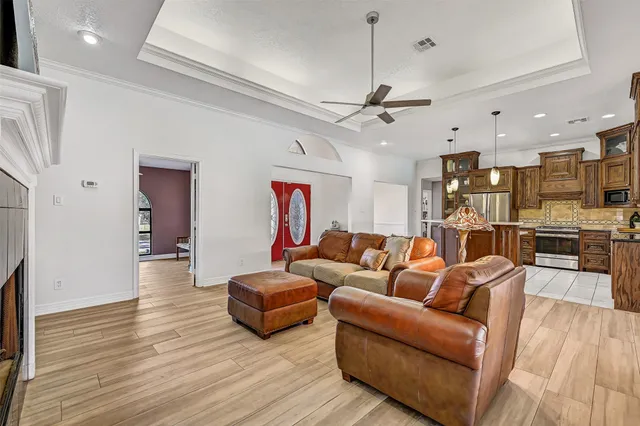 $439,000 | 4721 Willow Street, Pasadena, TX 77586