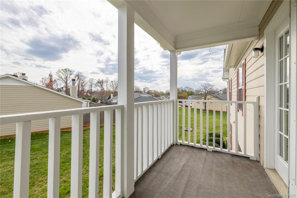 5523 Hornaday Road, Unit G Greensboro, NC 27409 - Photo 19 of 20 a view of a balcony with city view