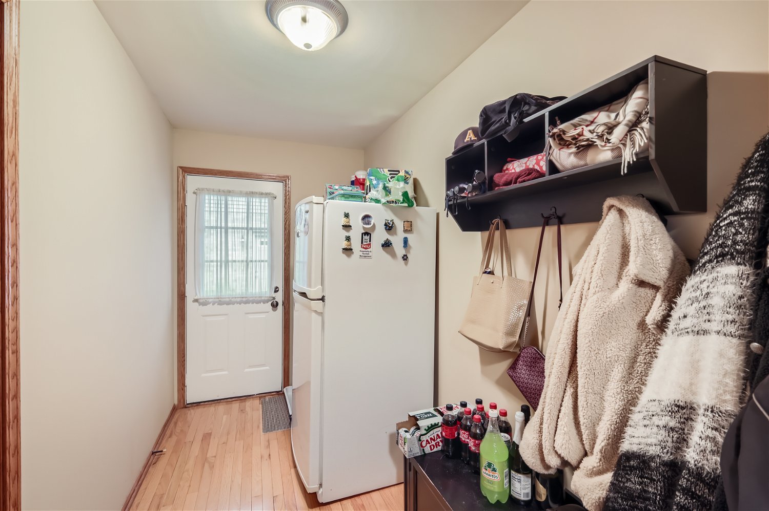 18255 Cork Road Tinley Park, IL 60477 - Photo 13 of 29 a view of a entryway with wooden floor