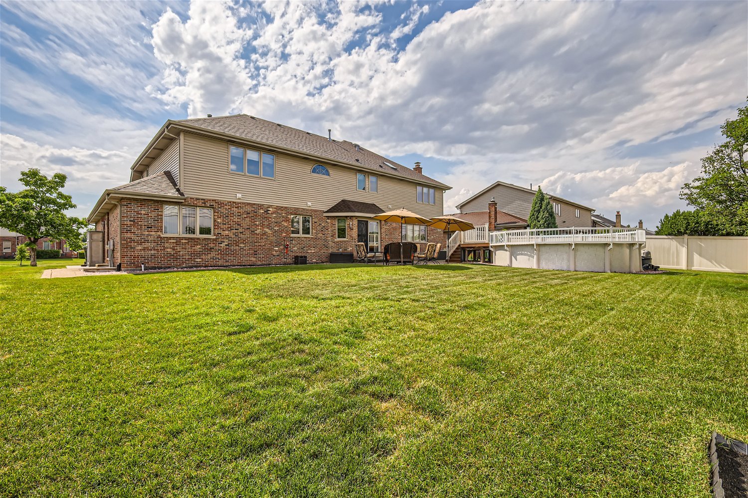 18255 Cork Road Tinley Park, IL 60477 - Photo 29 of 29 a front view of house with yard and green space