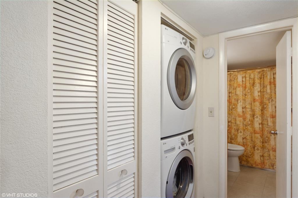 3940 Inverrary Boulevard, Unit 403A Lauderhill, FL 33319 - Photo 10 of 34 a utility room with dryer and washer