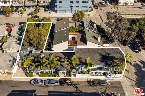 $3,595,000 | 2008 Strongs Drive, Venice, CA 90291