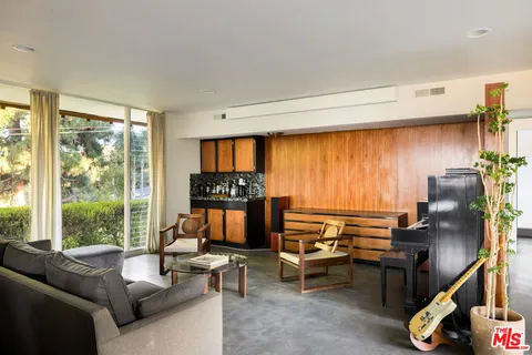 $3,895,000 | 3307 Bonnie Hill Drive, Los Angeles, CA 90068