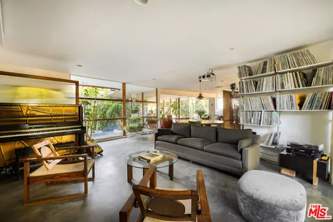 $3,895,000 | 3307 Bonnie Hill Drive, Los Angeles, CA 90068