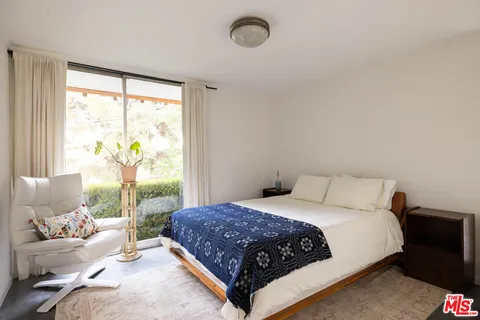 $3,895,000 | 3307 Bonnie Hill Drive, Los Angeles, CA 90068