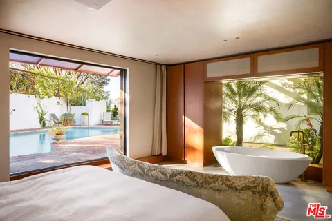 $3,895,000 | 3307 Bonnie Hill Drive, Los Angeles, CA 90068