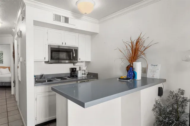 $140,000 | 6300 Seawall Boulevard, Unit 3221, Galveston, TX 77551