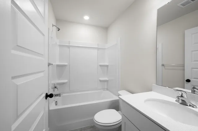 $305,500 | 356 Bremerton Drive, Goose Creek, SC 29445