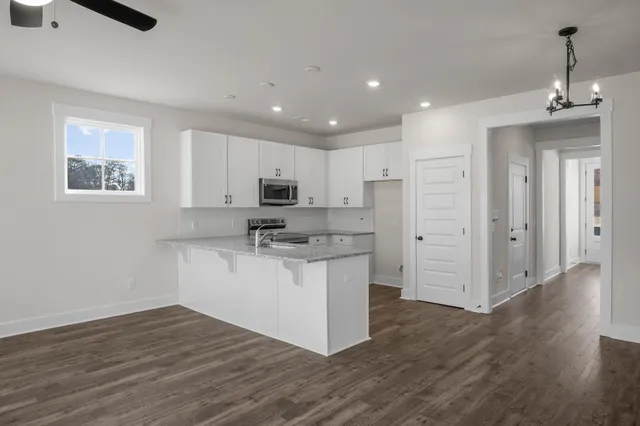 $305,500 | 356 Bremerton Drive, Goose Creek, SC 29445