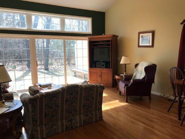 2948 Ridgeview Street North Muskegon, MI 49445 - Photo 7 of 18 IMG_5649