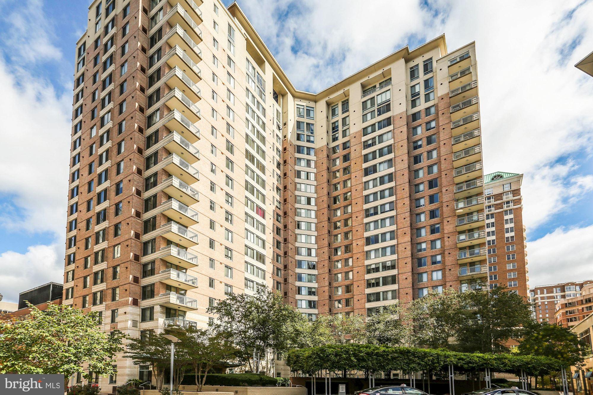 851 North Glebe Road, Unit 418 Arlington, VA 22203 - Photo 1 of 25 851 N Glebe Rd