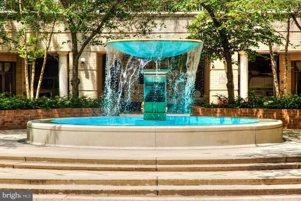 $2,600 | 851 North Glebe Road, Unit 418, Arlington, VA 22203