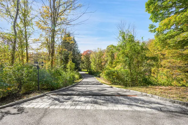 $825,000 | 499 Farm To Market Road, Brewster, NY 10509