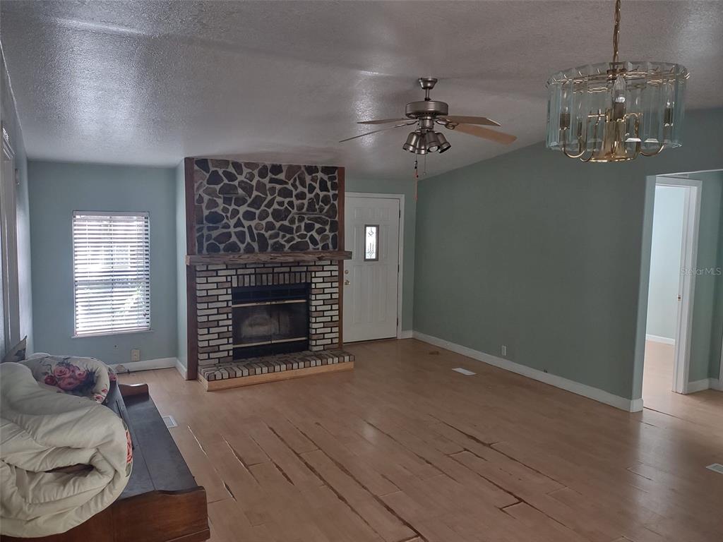 56508 Blue Creek Road Astor, FL 32102 - Photo 11 of 59