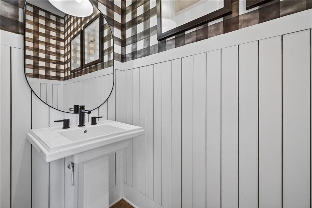 515 Martha Way Alpharetta, GA 30005 - Photo 8 of 80