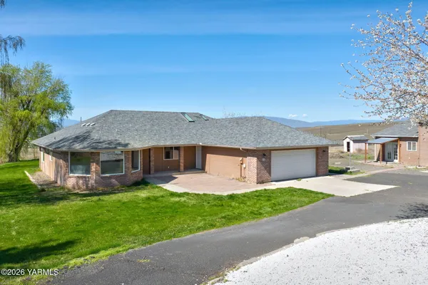 $459,000 | 200 Obrien Vista Lane, Yakima, WA 98901