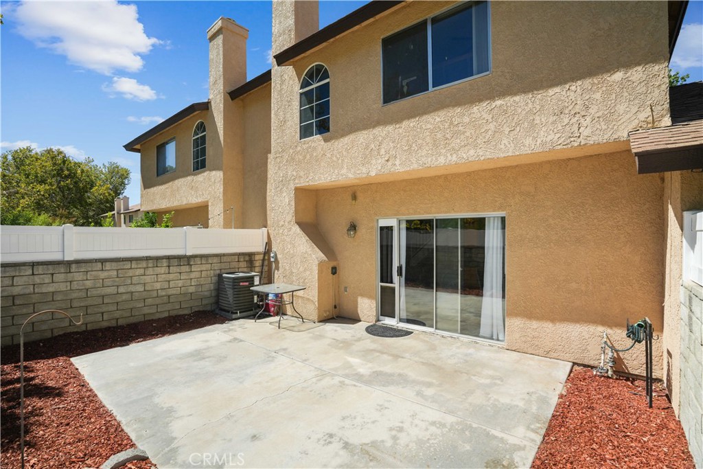 28345 Seco Canyon Road, Unit 97 Saugus, CA 91390 - Photo 29 of 38 a view of backyard of a house